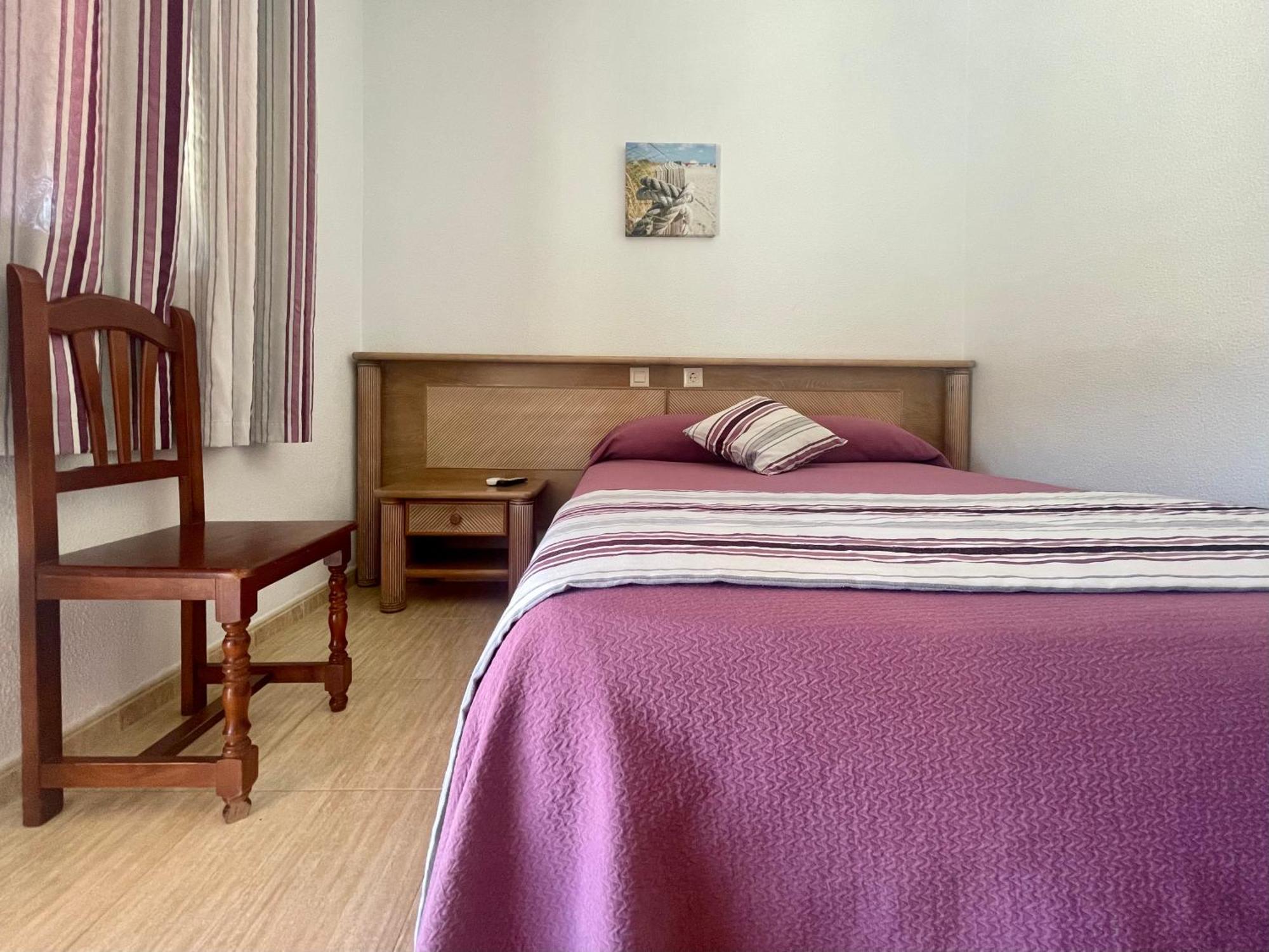 Hostal Noli Chiclana de la Frontera Exteriér fotografie