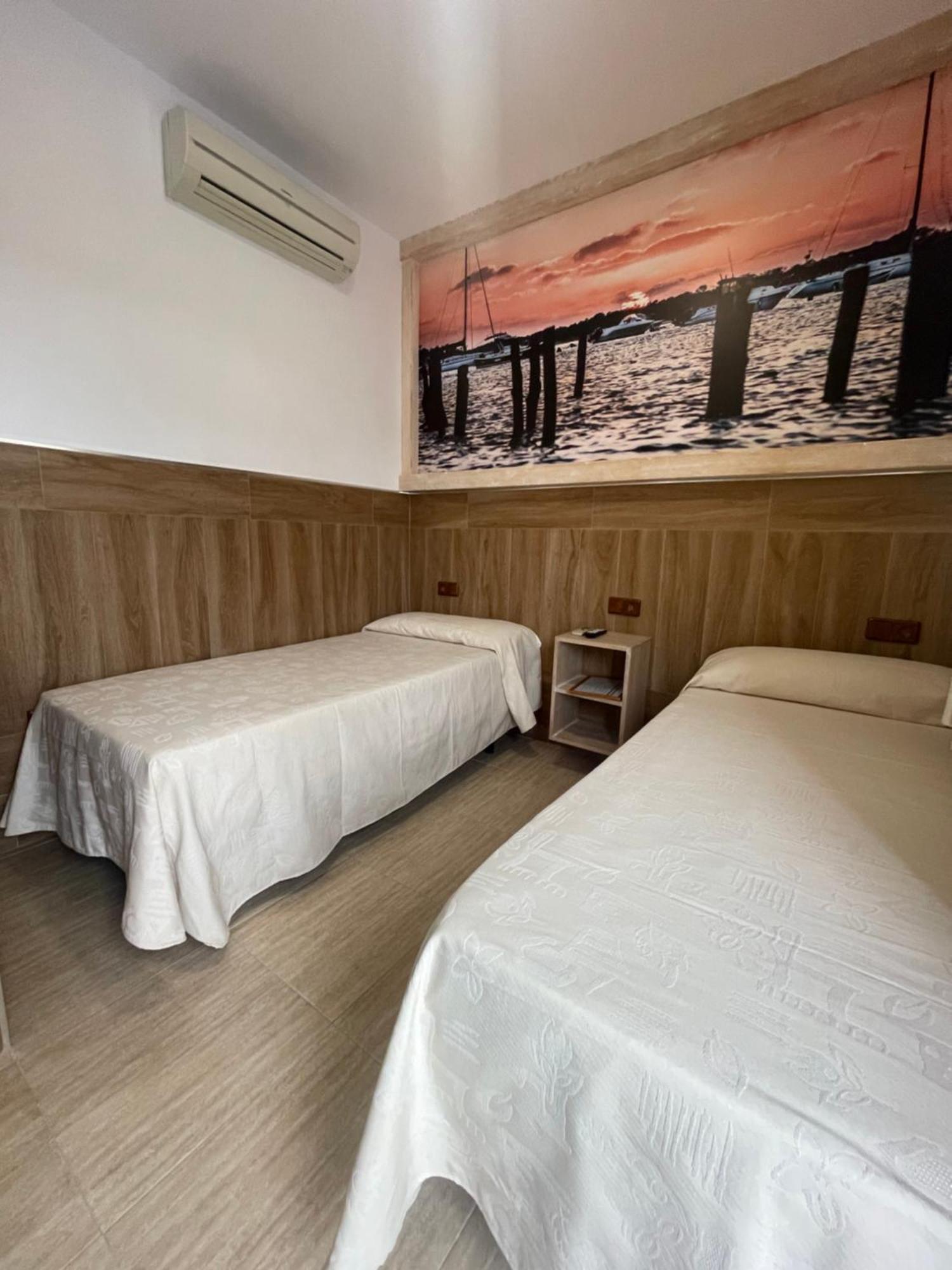 Hostal Noli Chiclana de la Frontera Exteriér fotografie