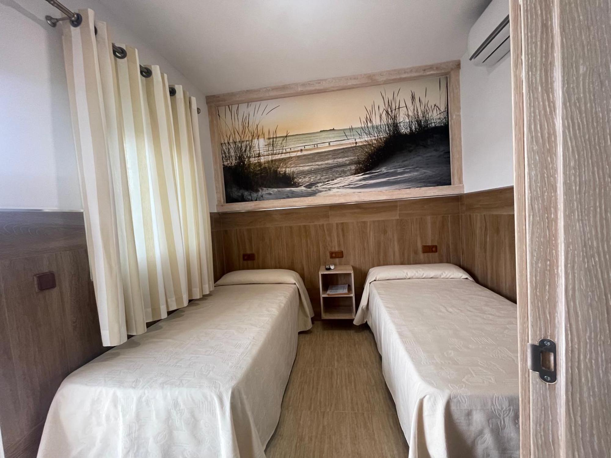 Hostal Noli Chiclana de la Frontera Exteriér fotografie