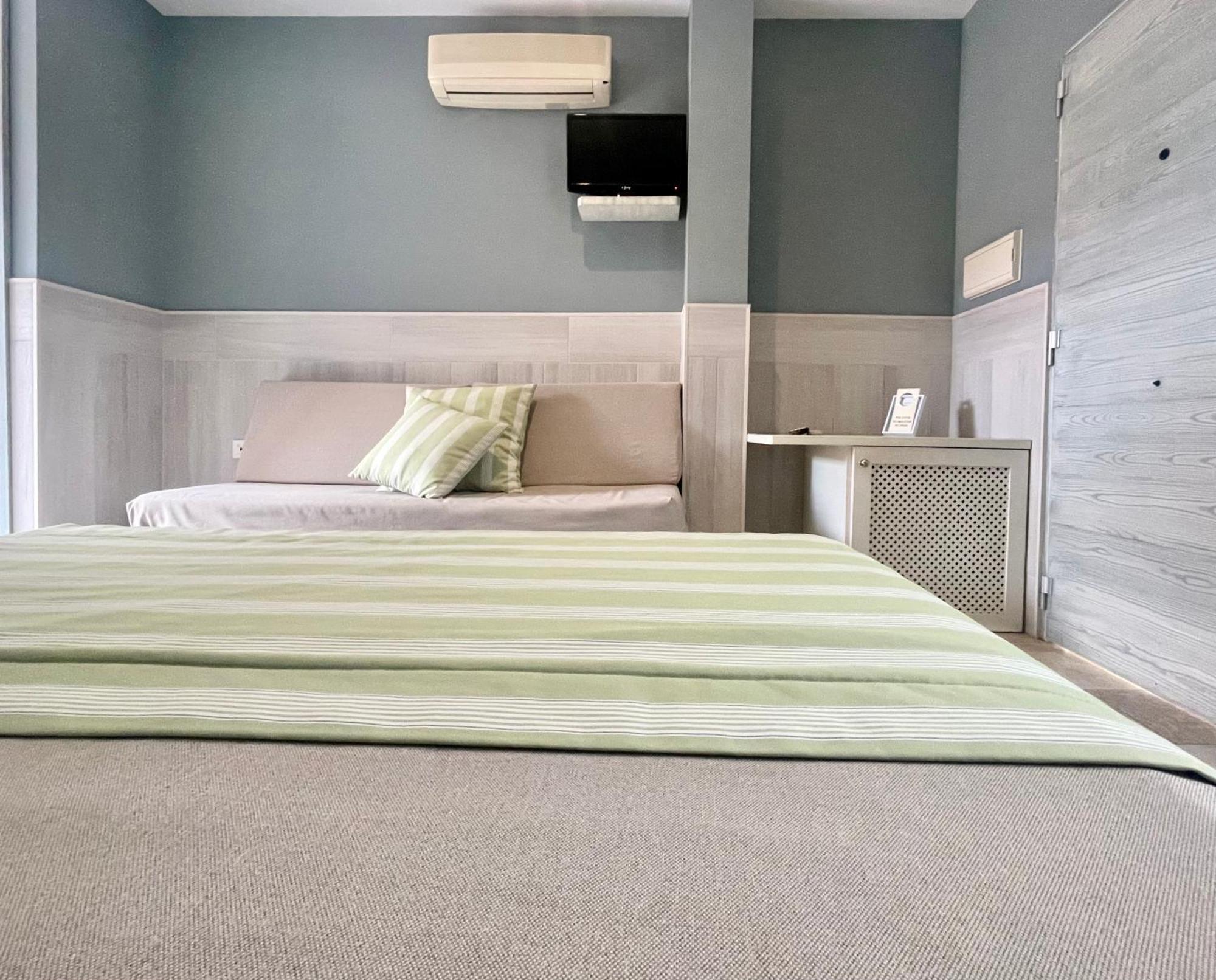 Hostal Noli Chiclana de la Frontera Exteriér fotografie