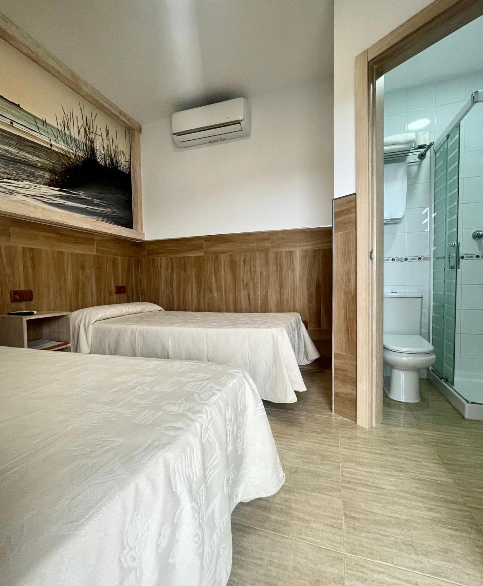 Hostal Noli Chiclana de la Frontera Exteriér fotografie