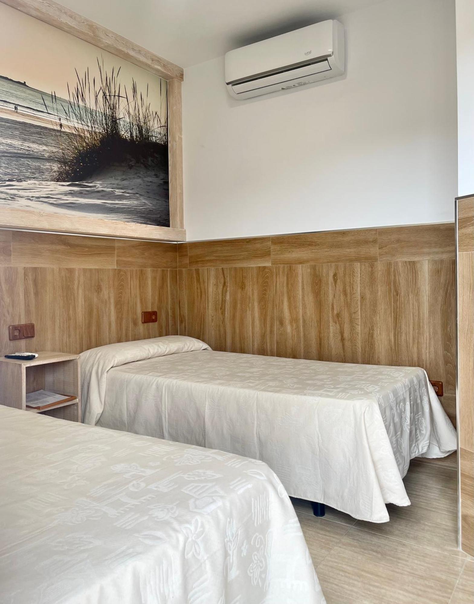 Hostal Noli Chiclana de la Frontera Exteriér fotografie